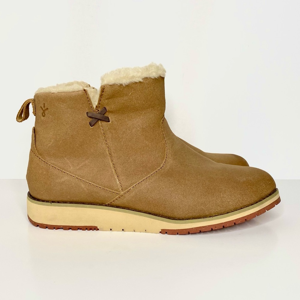 Emu Australian Brown Suede Ankle Boots Size 7